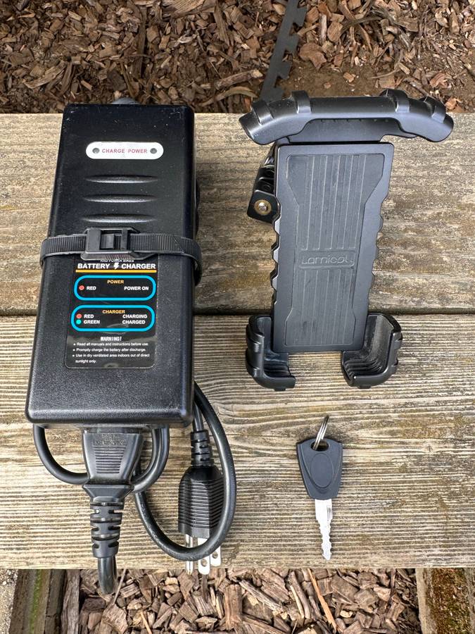 RadMission E-Bike with less than 50 miles! - Image 9