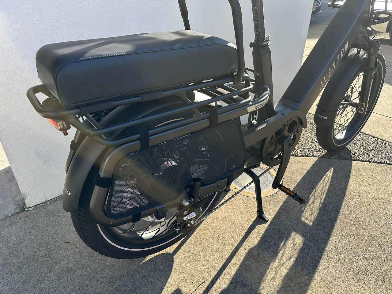 Aventon Abound SR Like New only 15 miles! - Image 9