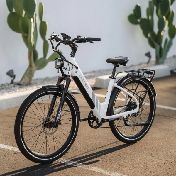Lectric XPress 750 Step Thru eBike - Image 3