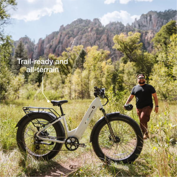 XPeak Step-Thru 2.0 Long-Range Stratus White eBike - Image 7