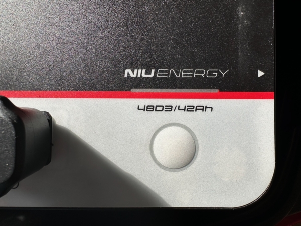 Niu MQi+ Sport Scooter - Image 7